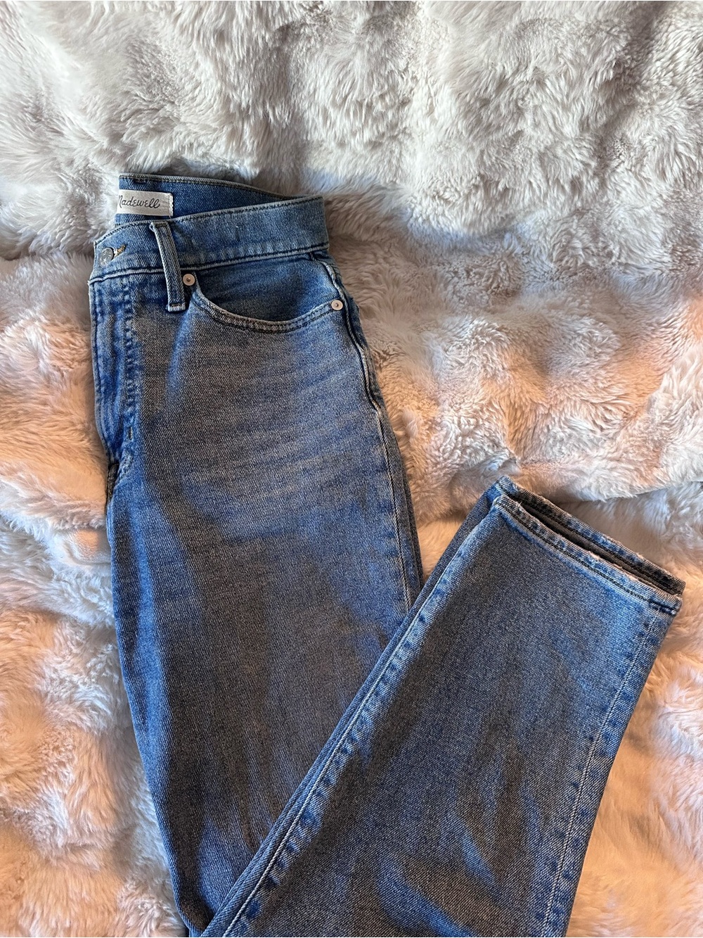 Madewell Light Blue “THE PERFECT VINTAGE STRAIGHT CROP JEAN” SIZE 26